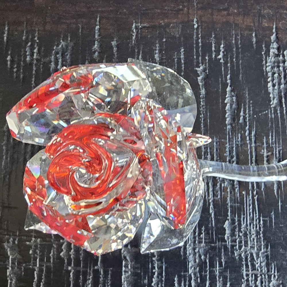 Blossoming Rose Decor - Picture 2 of 4